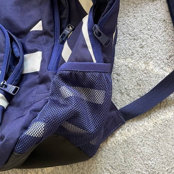 Roxy 24L Backpack w/ 3 Pockets | Blue and White Stripe | Spacious Pockets - Picture 6 of 6
